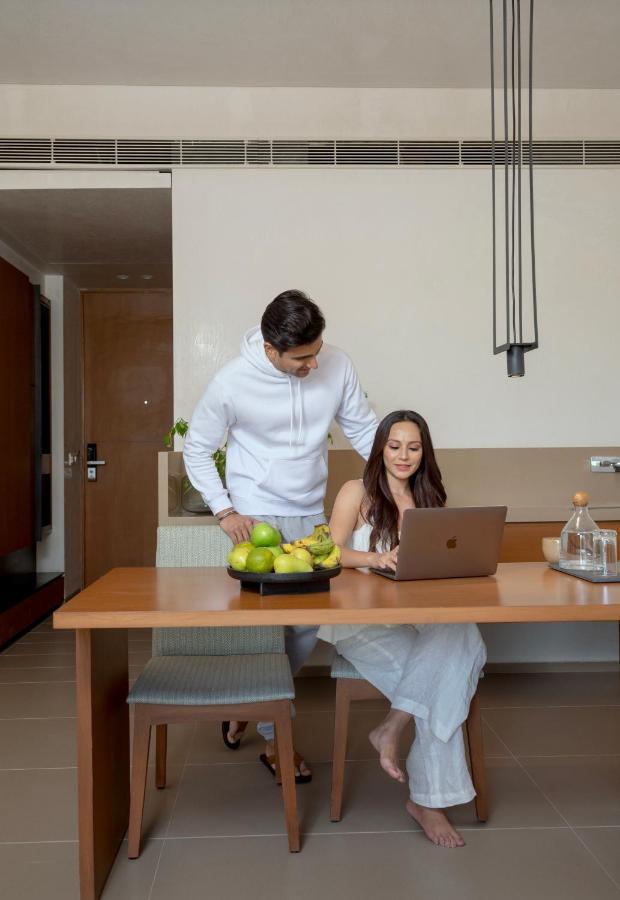 Life At Repose- Lake Villas Resort & Club Chor Warodra المظهر الخارجي الصورة