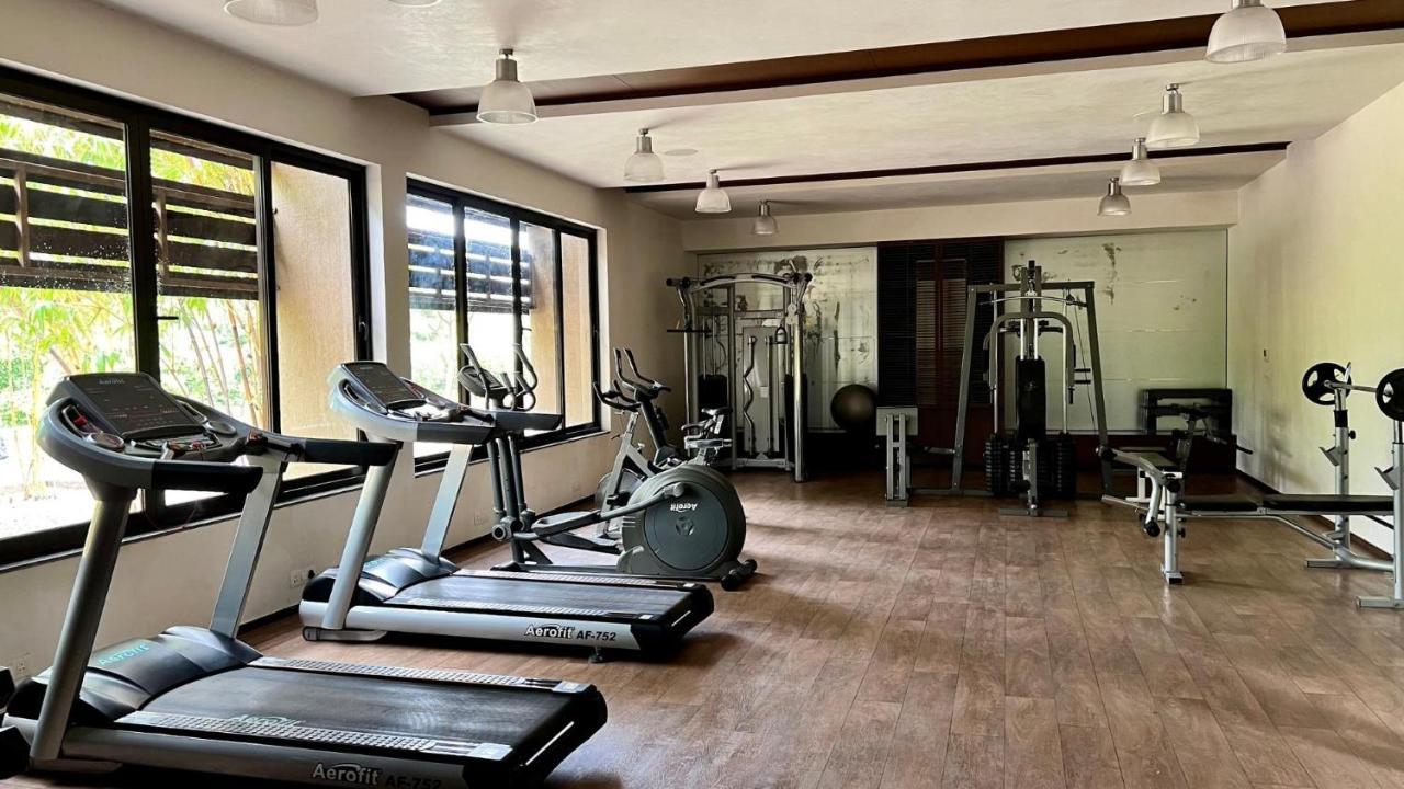 Life At Repose- Lake Villas Resort & Club Chor Warodra المظهر الخارجي الصورة